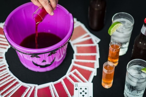 Drinking Halloween Party Ideas
 Halloween drinking games – Halloween party games ideas