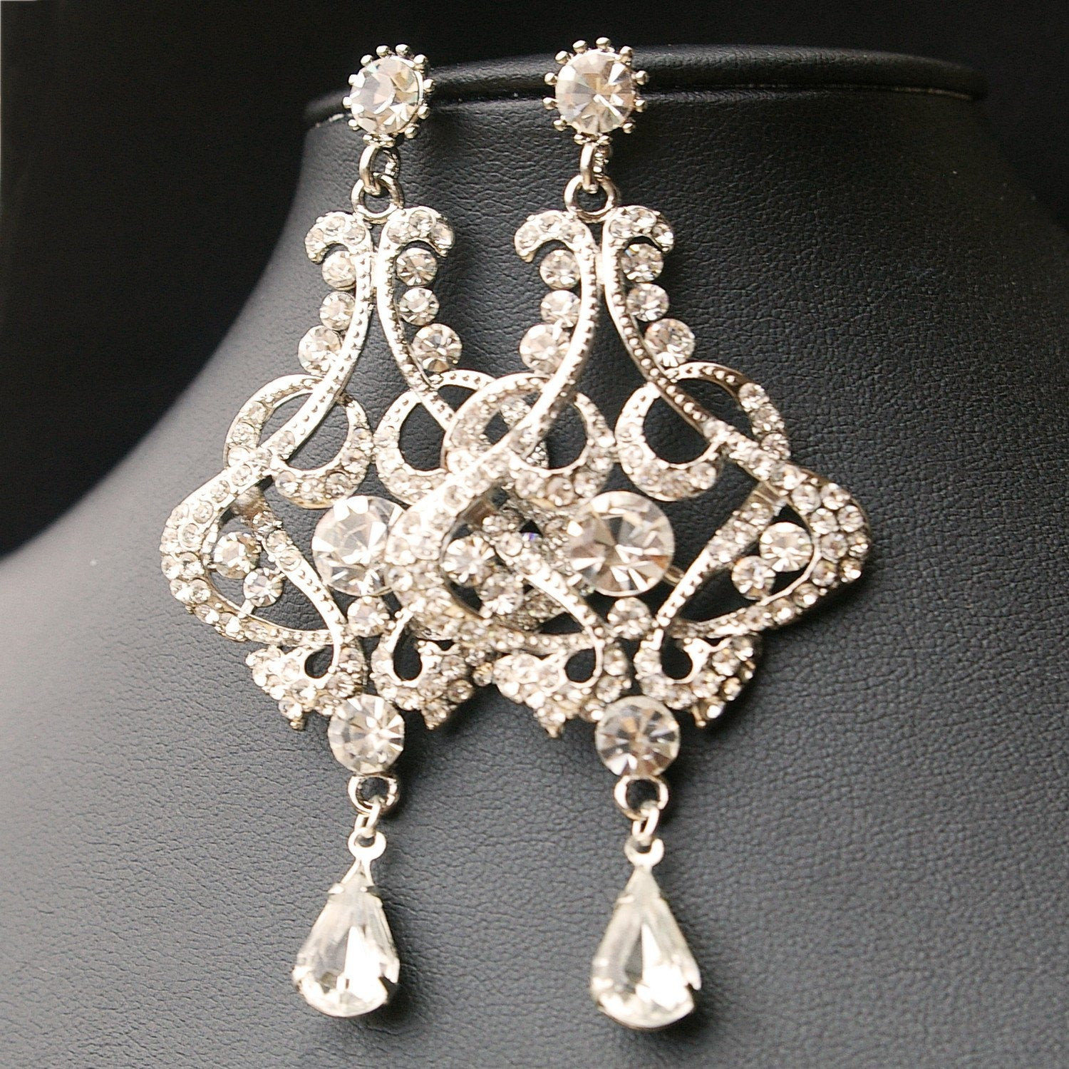 Earrings For Wedding
 Crystal Chandelier Wedding Earrings Vintage Style Bridal