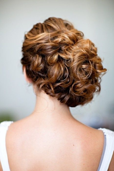 Easy Bridal Hairstyles
 Easy Breezy Beautiful Bridal Updos