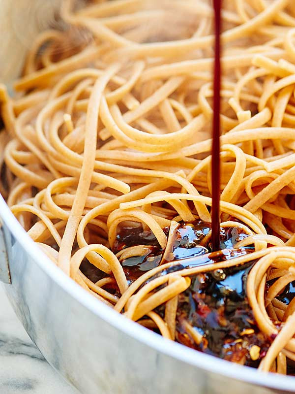 Easy Chinese Noodles
 Easy Asian Noodles Ve arian & Whole Wheat Pasta