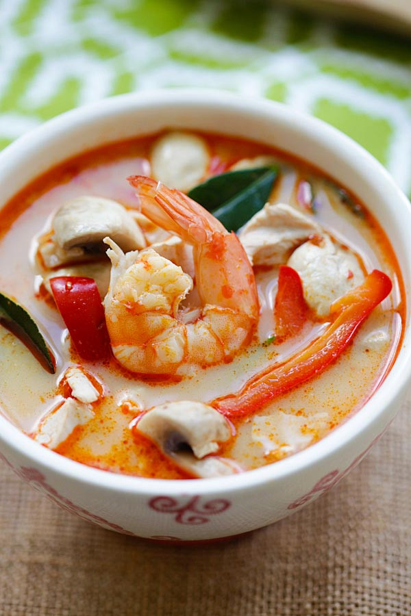 Easy Thai Shrimp Soup
 Thai Coconut Chicken & Shrimp Soup