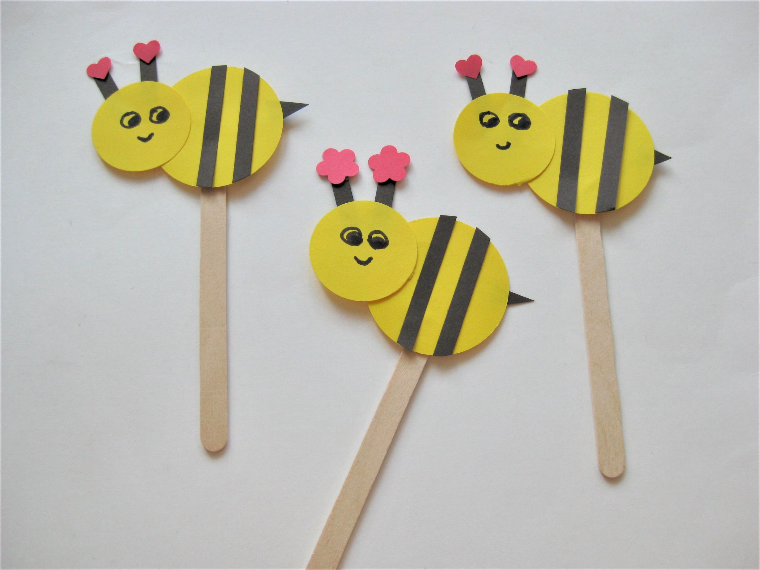 Easy Toddler Crafts
 Bee Craft for Kids