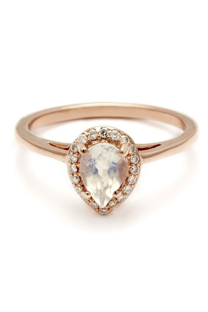 Engagement Rings That Aren T Diamonds
 17 Unique Gemstone Engagement Rings That Aren t Diamond