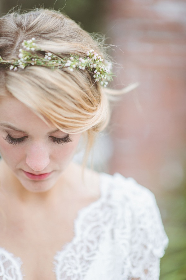 Flower Crown Wedding
 Fabulous Flower Crowns The Perfect Bridal Hair Accessory