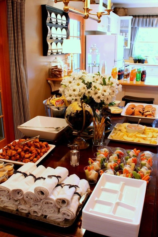 Food Ideas For Outside Graduation Party
 Graduation Party Ideas To Celebrate The Big Day