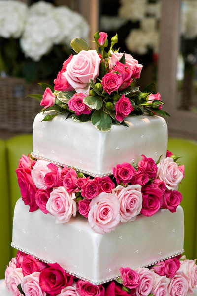 Fresh Flowers On Wedding Cake
 Butter Cream Wedding Cakes Fresh Flowers MY WEDDING
