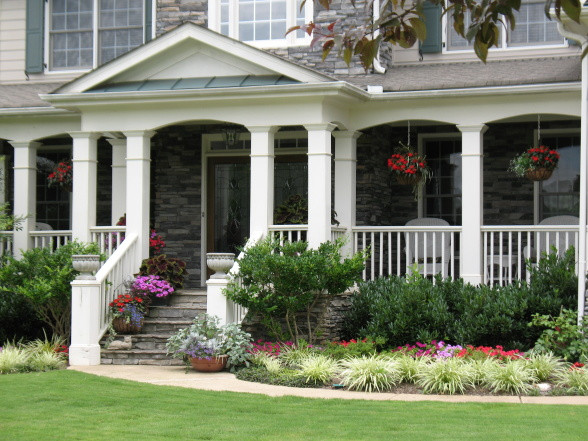 Front Porch Landscape
 Ideas to Decorate Your Front Porch