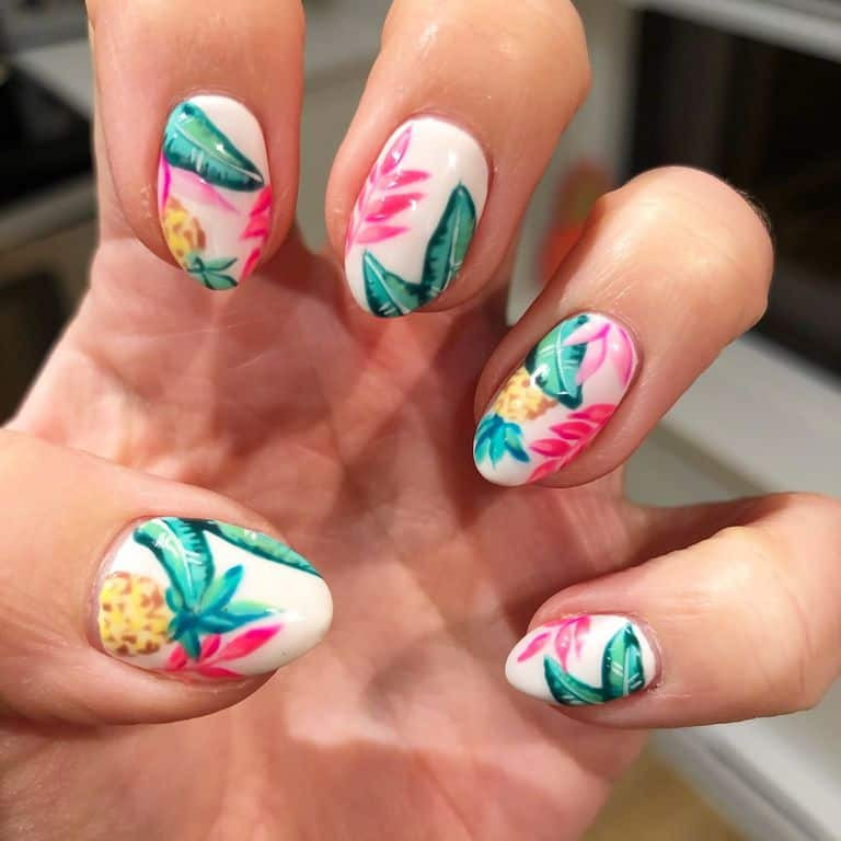 Fun Nail Designs
 Have cute summer nail designs for summer with these tutorials