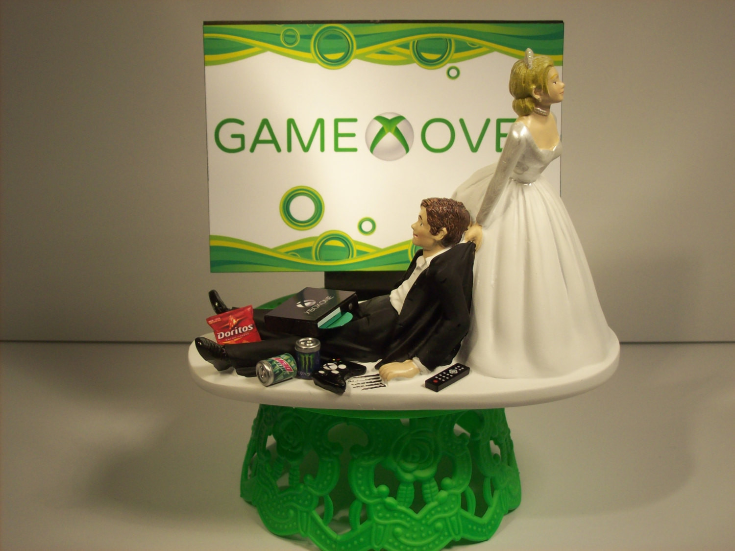 Gamer Wedding Cake Topper
 GAME OVER Funny Wedding Cake Topper XBOX Video Game