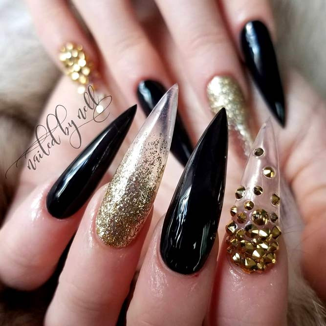 Glitter Pointy Nails
 Fantastic Ideas For Your Pointy Nails