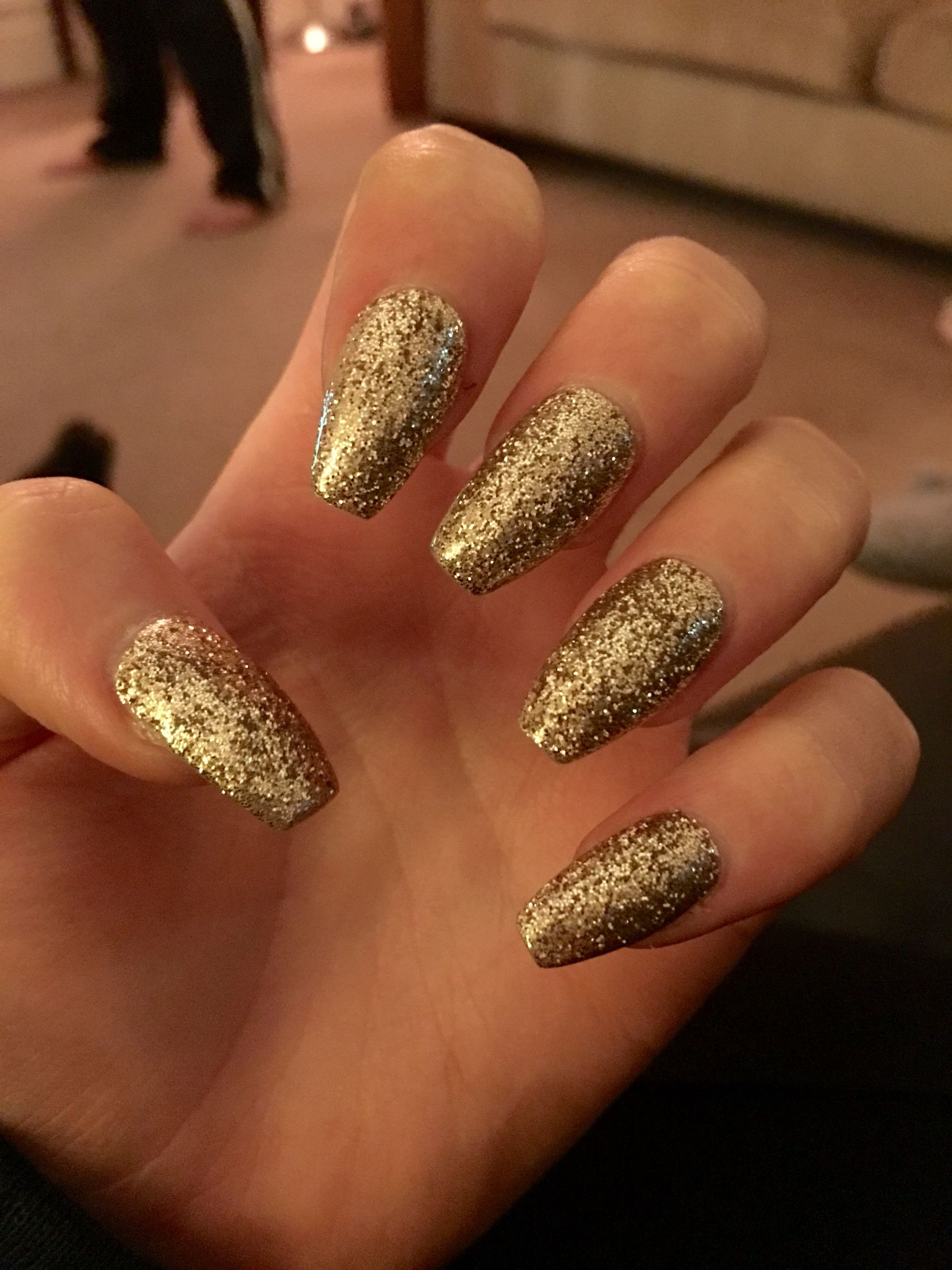 Gold Glitter Nails Designs
 Acrylic gold glitter nails