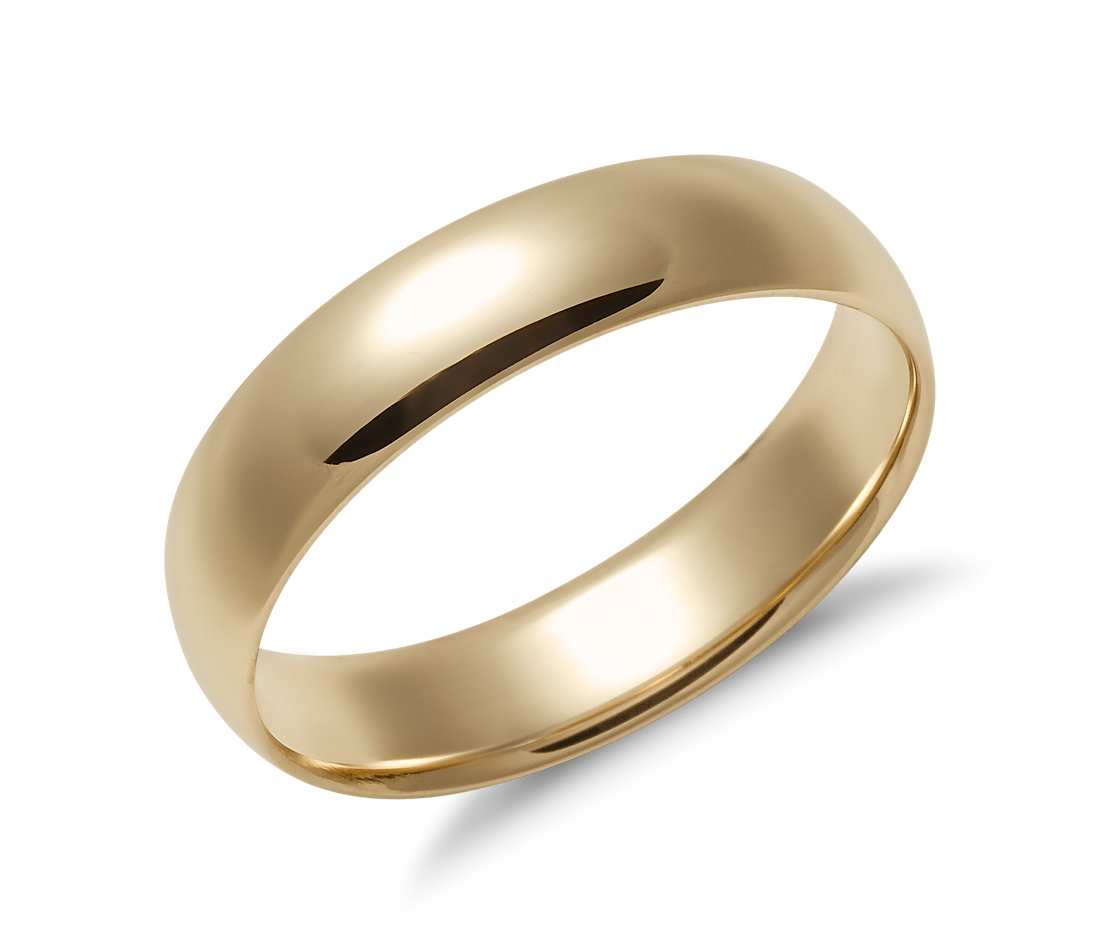 Gold Mens Wedding Band
 Mid weight fort Fit Wedding Band in 14k Yellow Gold