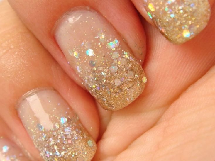 Grey and Gold Nail Designs for a Luxurious Touch - wide 4
