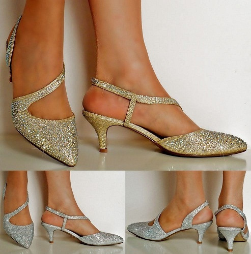 Gold Wedding Shoes Low Heel
 15 Beautiful & Fashionable Gold Shoes Designs