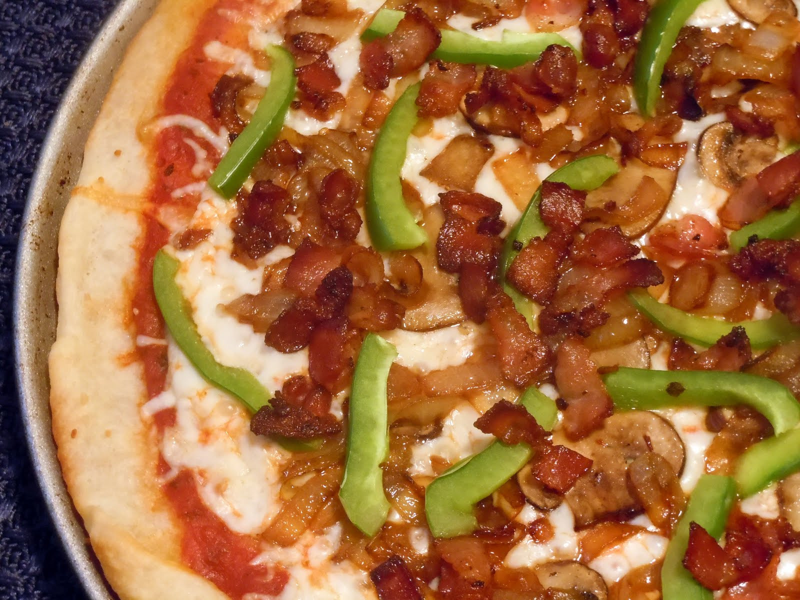 Green Onion Pizza
 Mushroom Bell Pepper And Green ion Pizza Recipe — Dishmaps