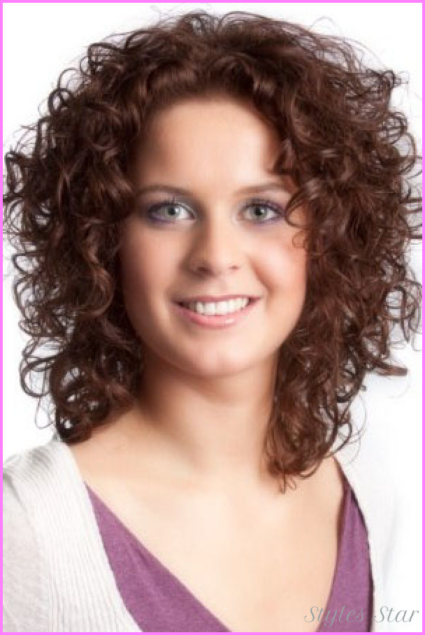 Haircuts For Naturally Curly Hair And Round Face
 Short natural curly haircuts for round faces Star Styles