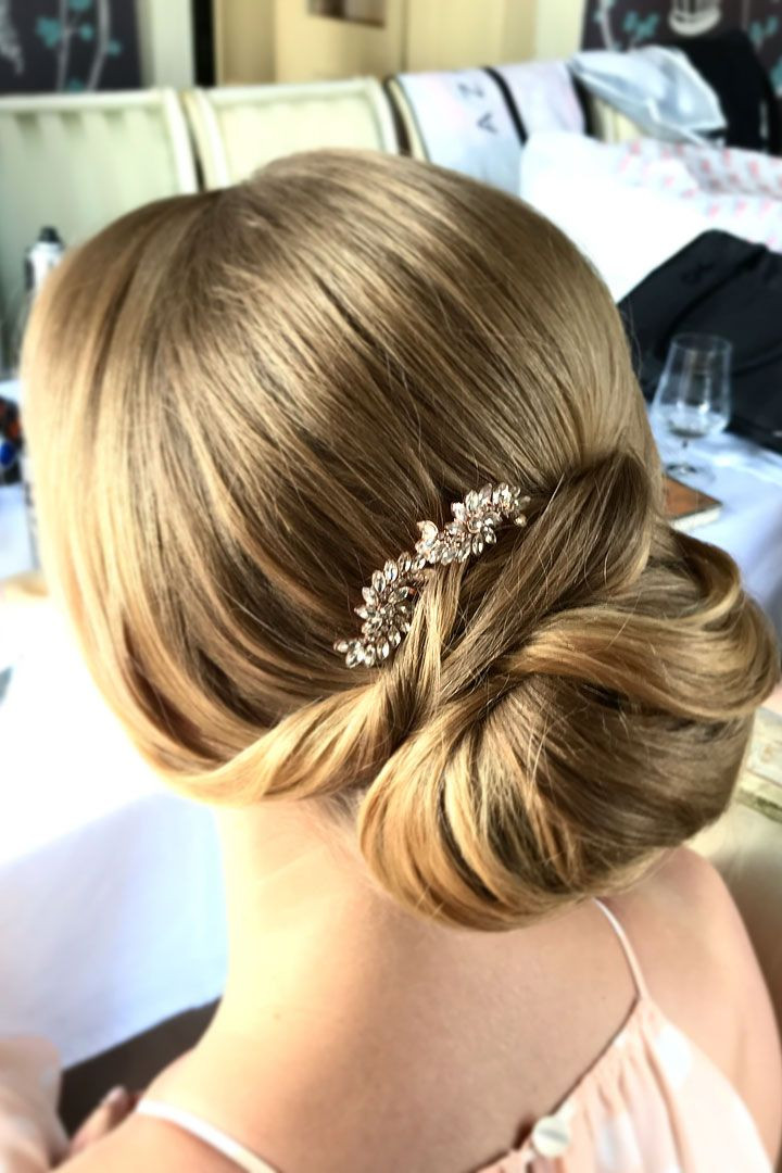 Hairstyle Updos Ideas
 Chic Wedding Hair Updos for Elegant Brides