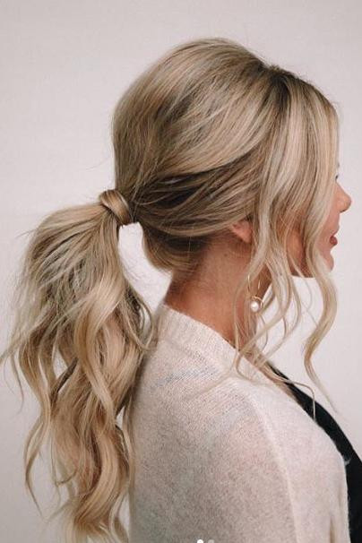 Hairstyles For A Wedding Guest
 25 Easy Wedding Guest Hairstyles That’ll Work for Every