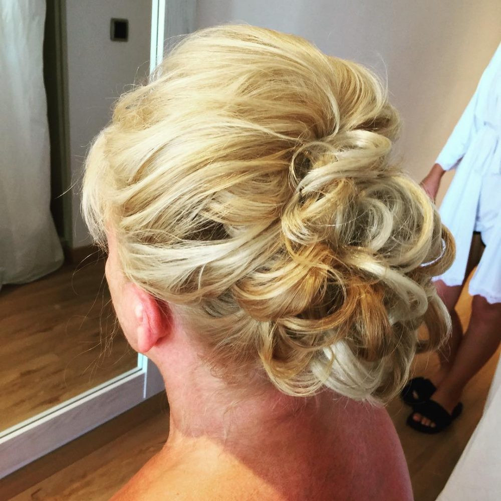 Hairstyles For Wedding Mother Of The Bride
 Mother of the Bride Hairstyles 26 Elegant Looks for 2020