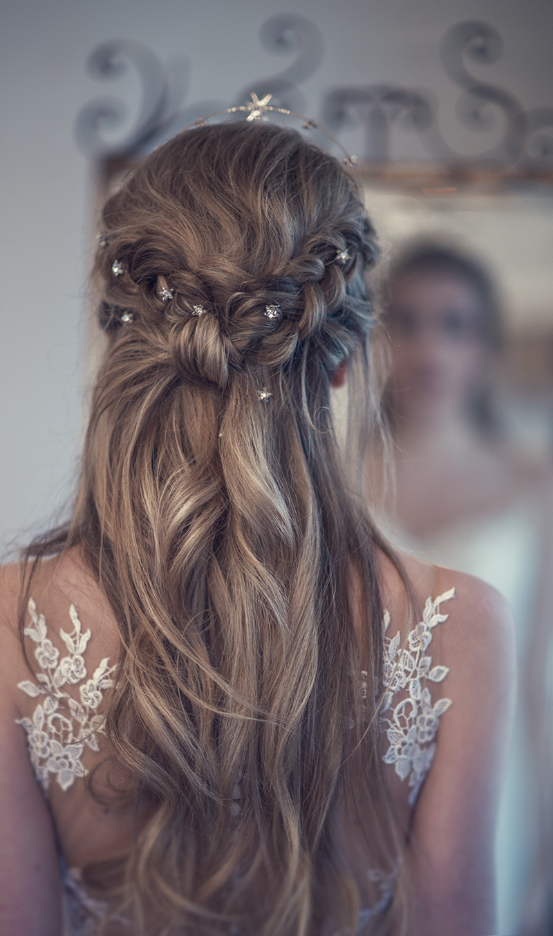 Hairstyles For Weddings Brides
 Beautiful Bridal Half Up Half Down Wedding Hair Inspiration