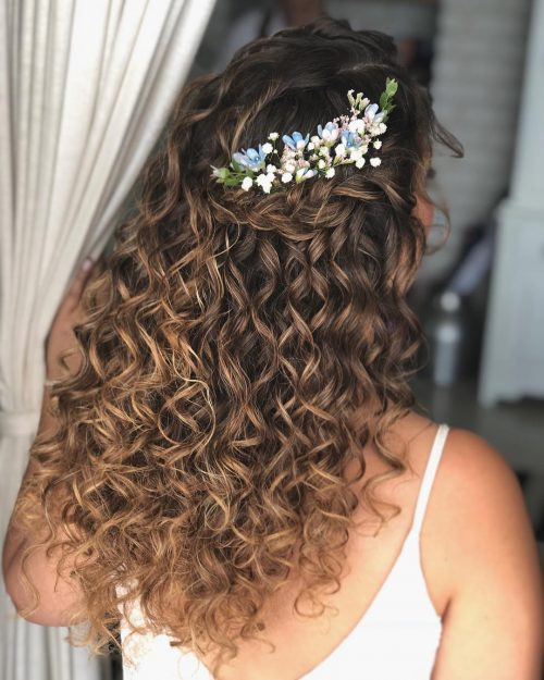 Half Up Half Down Curled Prom Hairstyles
 27 Prettiest Half Up Half Down Prom Hairstyles for 2019