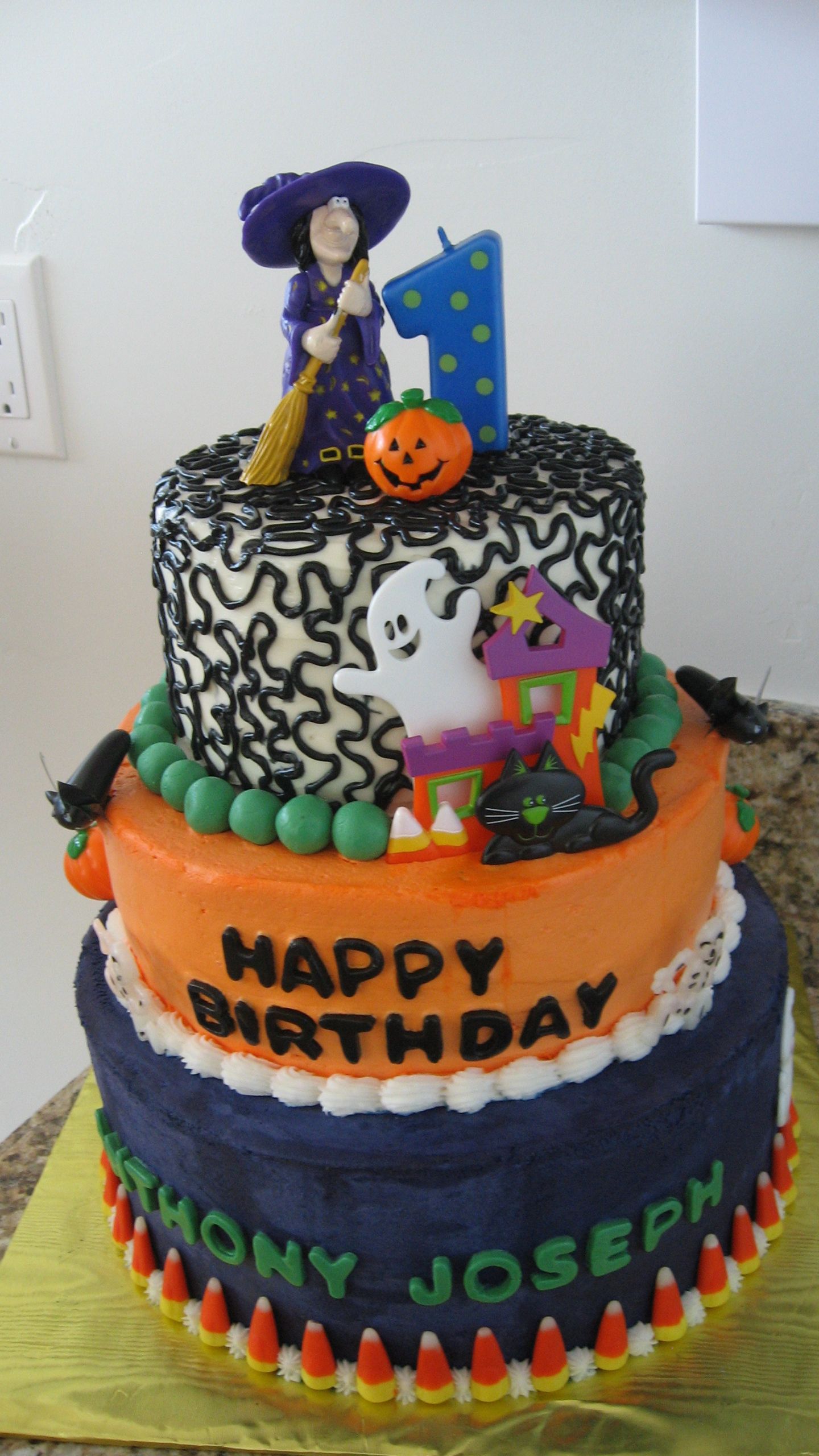 Halloween Birthday Cakes For Kids
 20 Best Ever Halloween Cakes Page 5 of 30