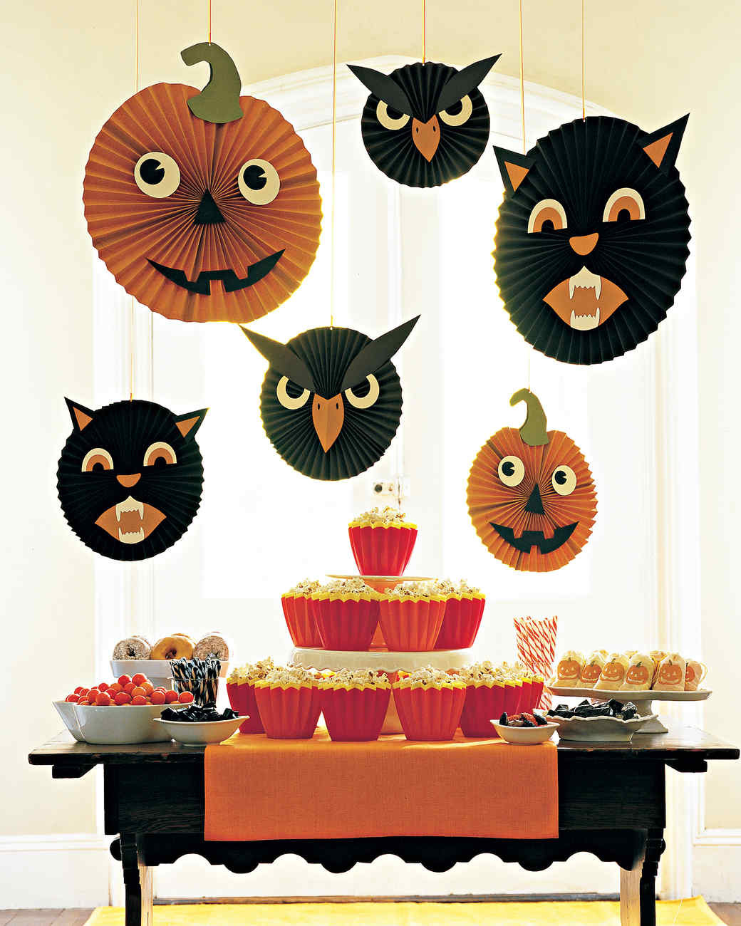 Halloween Craft Ideas Kids
 12 Frightfully Adorable Halloween Crafts for Preschoolers