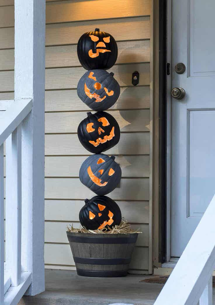 Halloween Decorating Ideas DIY
 Front Porch & Outdoor Halloween Decorating Ideas
