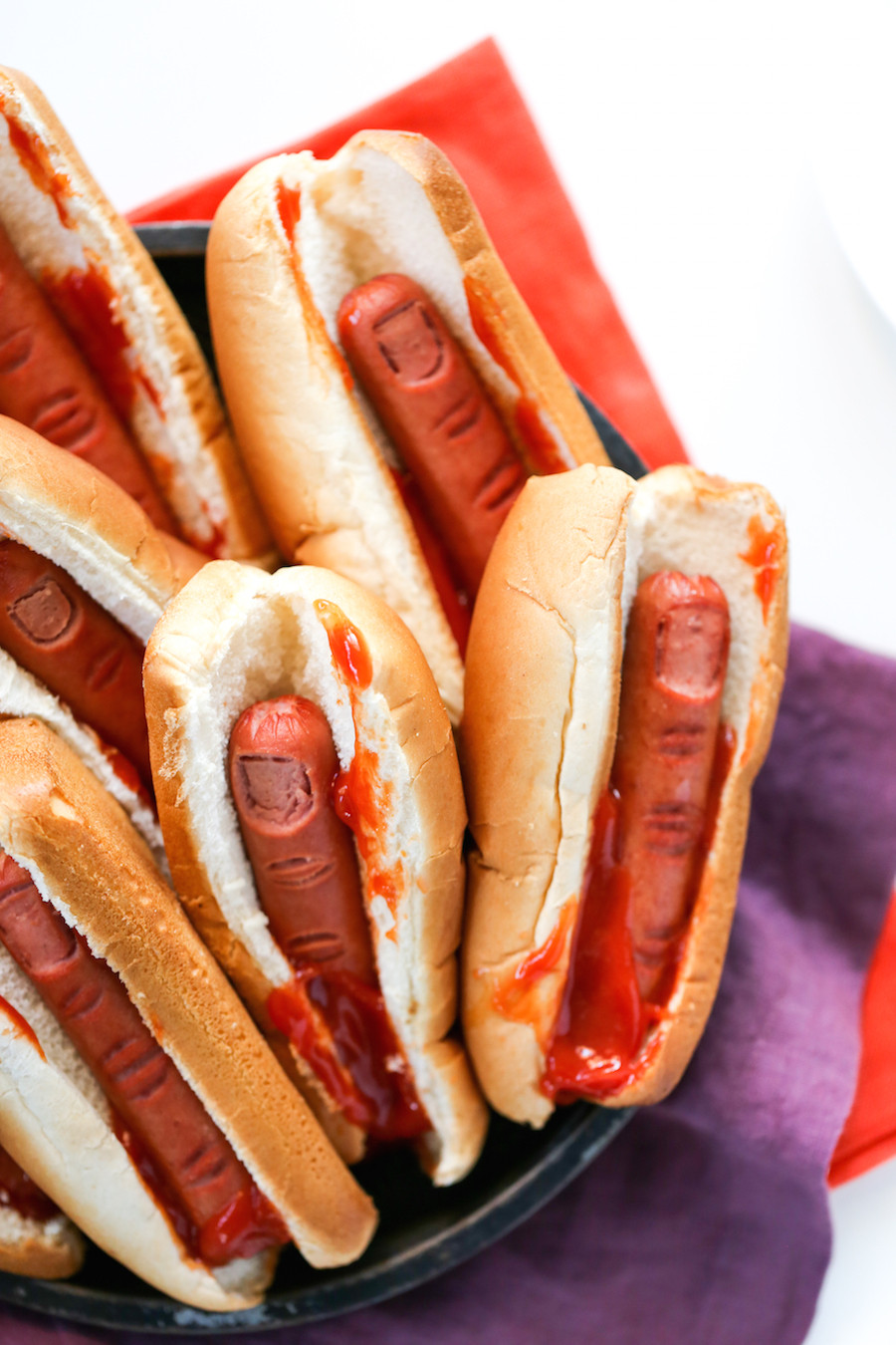 Halloween Party Food Ideas Finger Food
 Bloody Finger Hot Dogs for Halloween