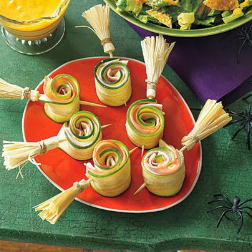 Halloween Party Food Ideas Finger Food
 FUN TO MAKE FOOD INSPIRATIONS FOR HALLOWEEN NIGHT