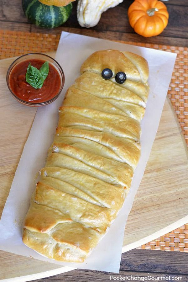 Halloween Pizza Party Ideas
 Halloween Party Food Mummy Calzone Recipe