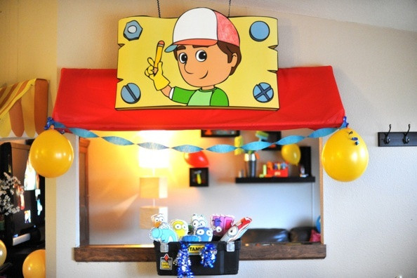 Handy Manny Birthday Decorations
 28 best images about Hunters birthday party Handy Manny on