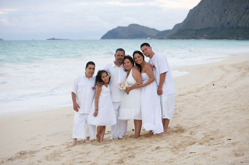 Hawaiian Wedding Vows
 AinaKai graphy Hawaii Wedding & Lifestyle