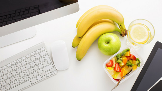 Healthy Desk Snacks
 8 Healthy Snacks For Your Desk Drawer