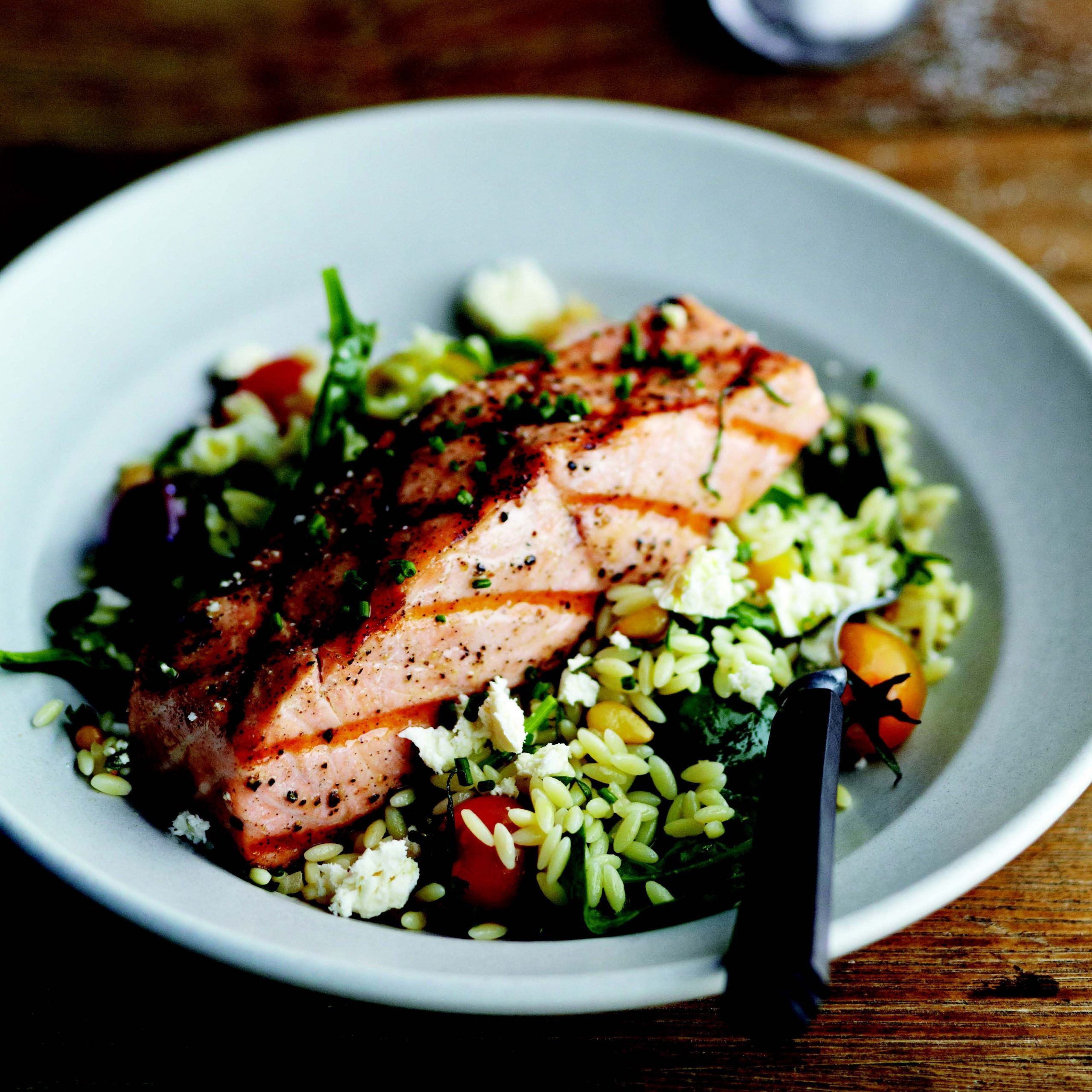 Healthy Side Dishes For Salmon
 Grilled Salmon with Orzo Feta and Red Wine Vinaigrette