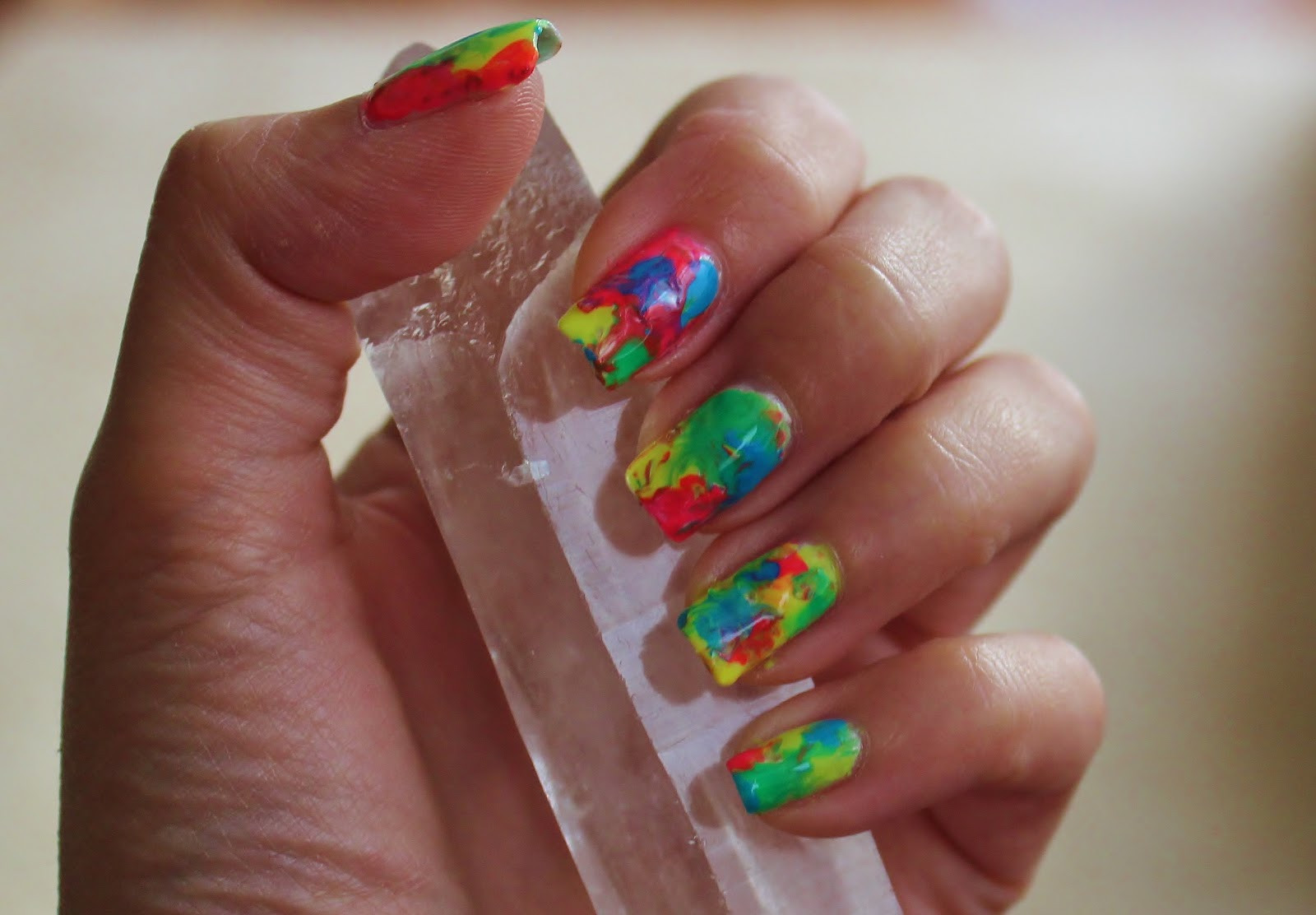 easy hippie nail design