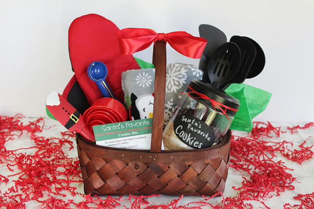 Holiday Baking Gift Ideas
 Southern Mom Loves Holiday Hostess Baking Gift Basket