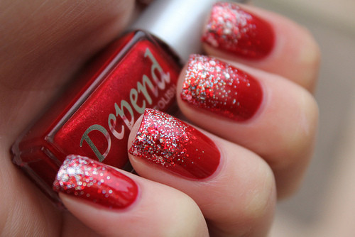 Holiday Glitter Nails
 40 Really Simple Cute Nail Design Ideas For Girls