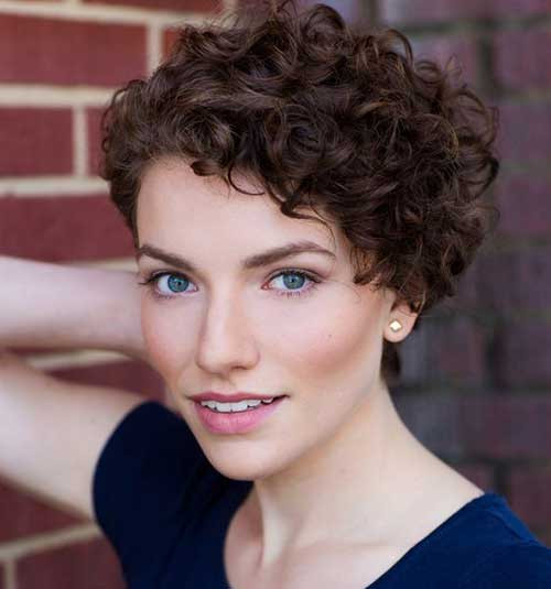 How To Cut Curly Hair Yourself
 22 Curly Short Hairstyles You Will Absolutely Love