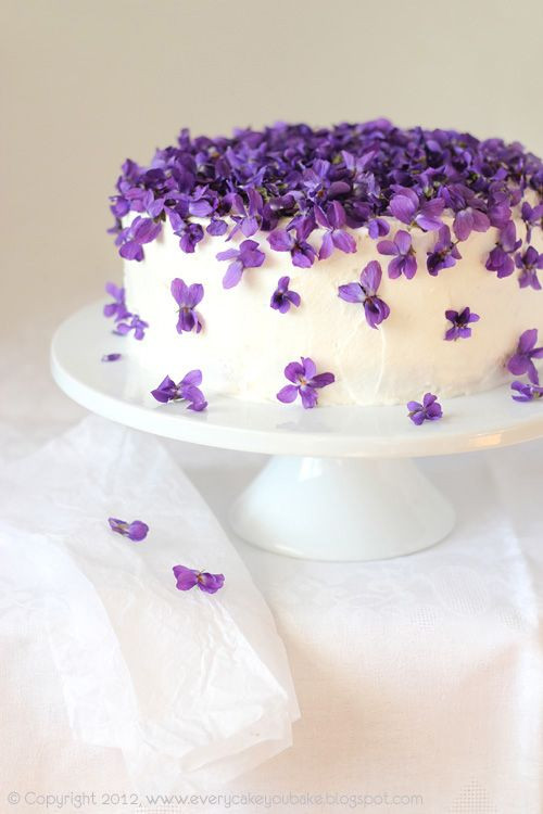 How To Decorate A Birthday Cake
 15 of the Most Beautiful Homemade Cake Decorating Ideas