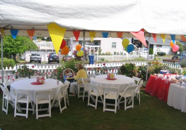 How To Decorate A Birthday Party
 Carnival Themed Birthday Party Ideas for Kids
