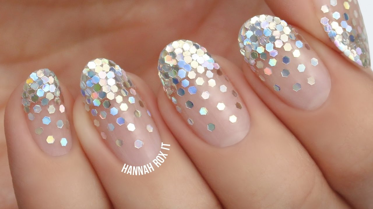 How To Glitter Nails
 Falling Glitter Placement Nails for New Year s