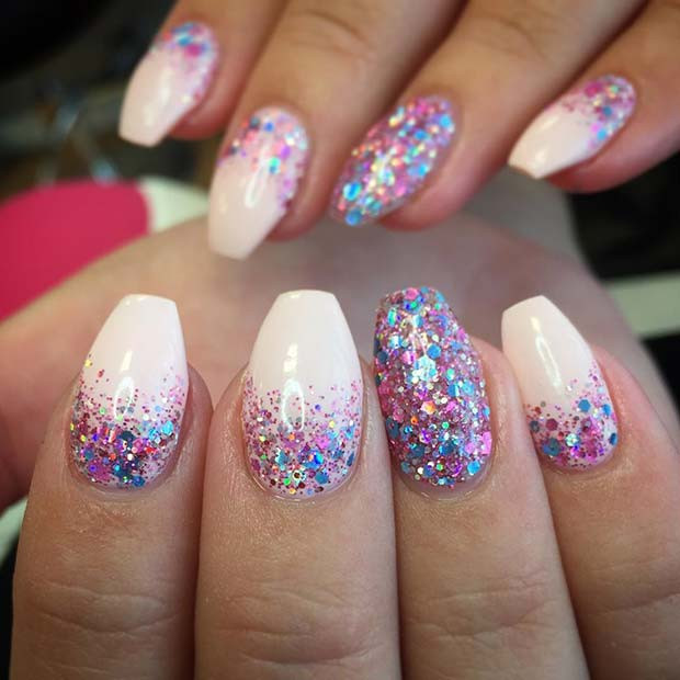 How To Glitter Nails
 23 Gorgeous Glitter Nail Ideas for the Holidays