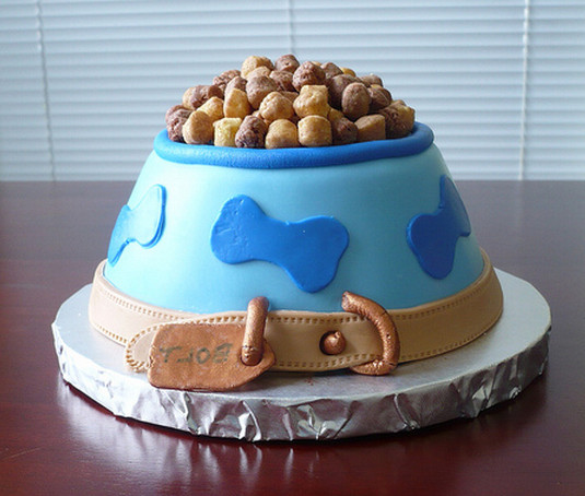 How To Make A Birthday Cake For A Dog
 Most Creative Ways to Celebrate Your Pet Dog s Birthday in