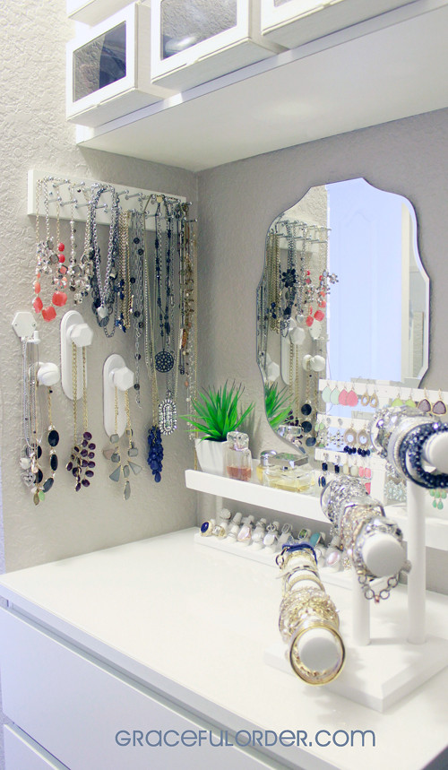 How To Organize Jewelry DIY
 25 Ingenious Jewelry Organization Ideas