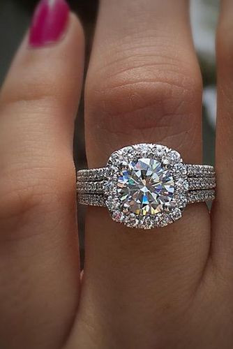 Huge Wedding Ring
 5 Must Read Reasons Why a Halo Engagement Ring Deserves to