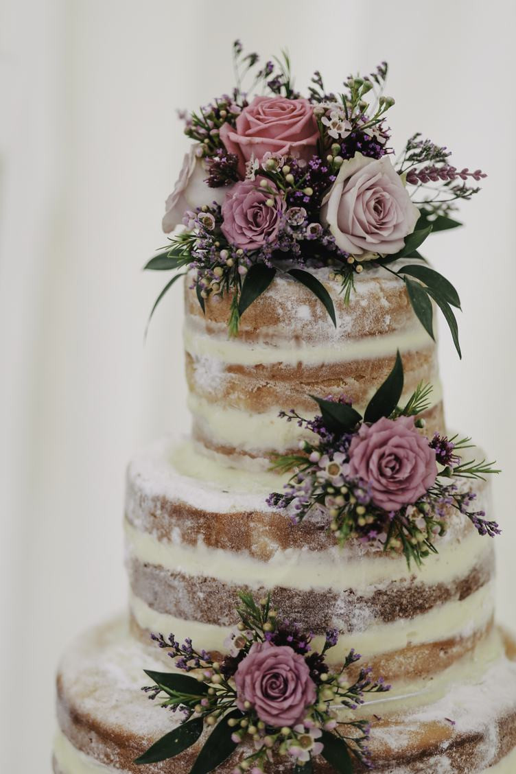 Images Of Wedding Cakes
 Free Beautiful Wedding Cake with Roses