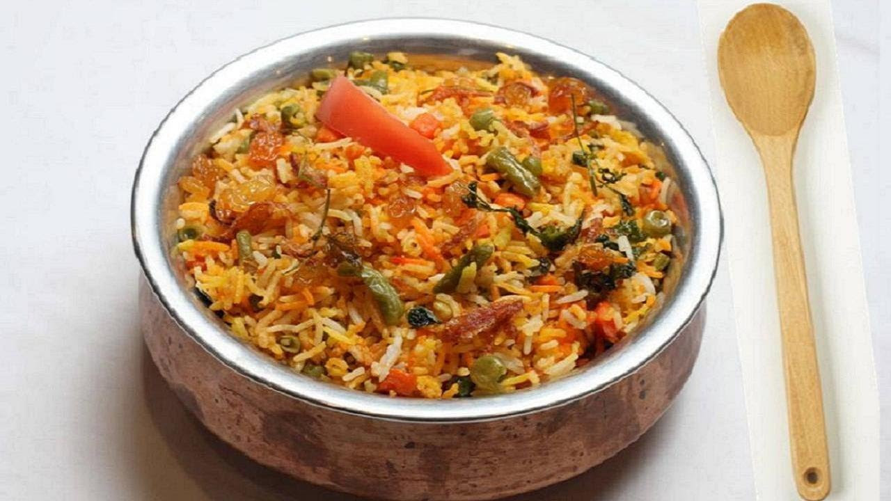 Indian Vegetarian Rice Recipes
 Ve able Biryani Recipe Video Indian Ve arian Recipes