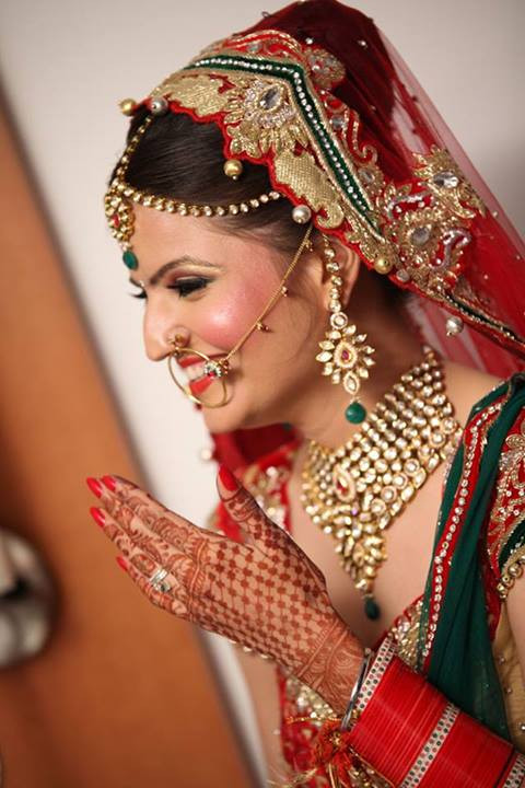 Indian Wedding Makeup Artist
 Story of a Young Bridal Make Up Artist who is in demand