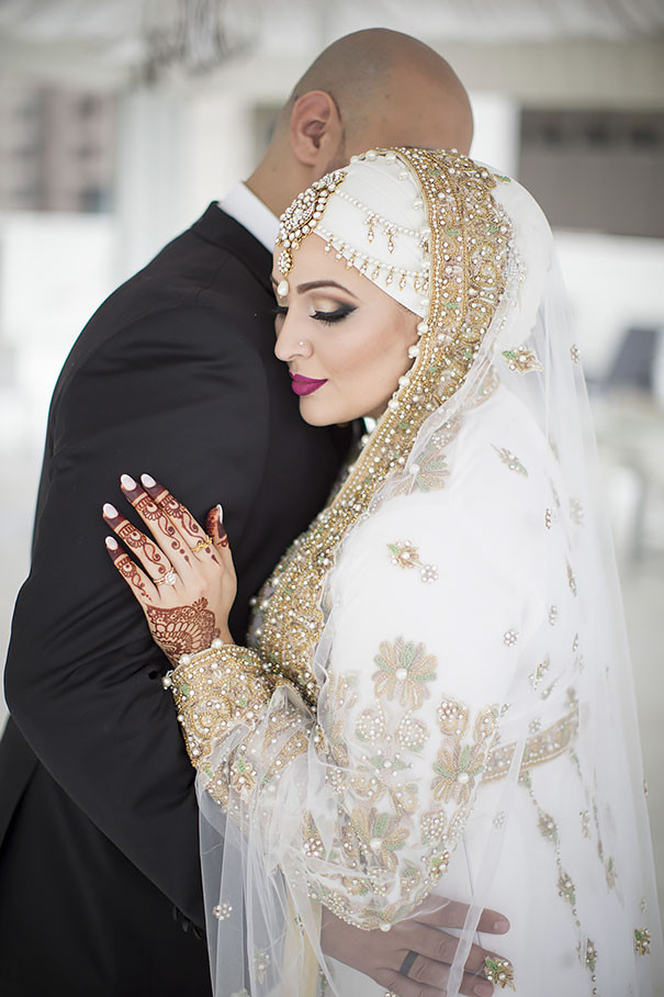 Islamic Wedding Dresses
 10 Traditional Islamic Hijab Wedding Dresses
